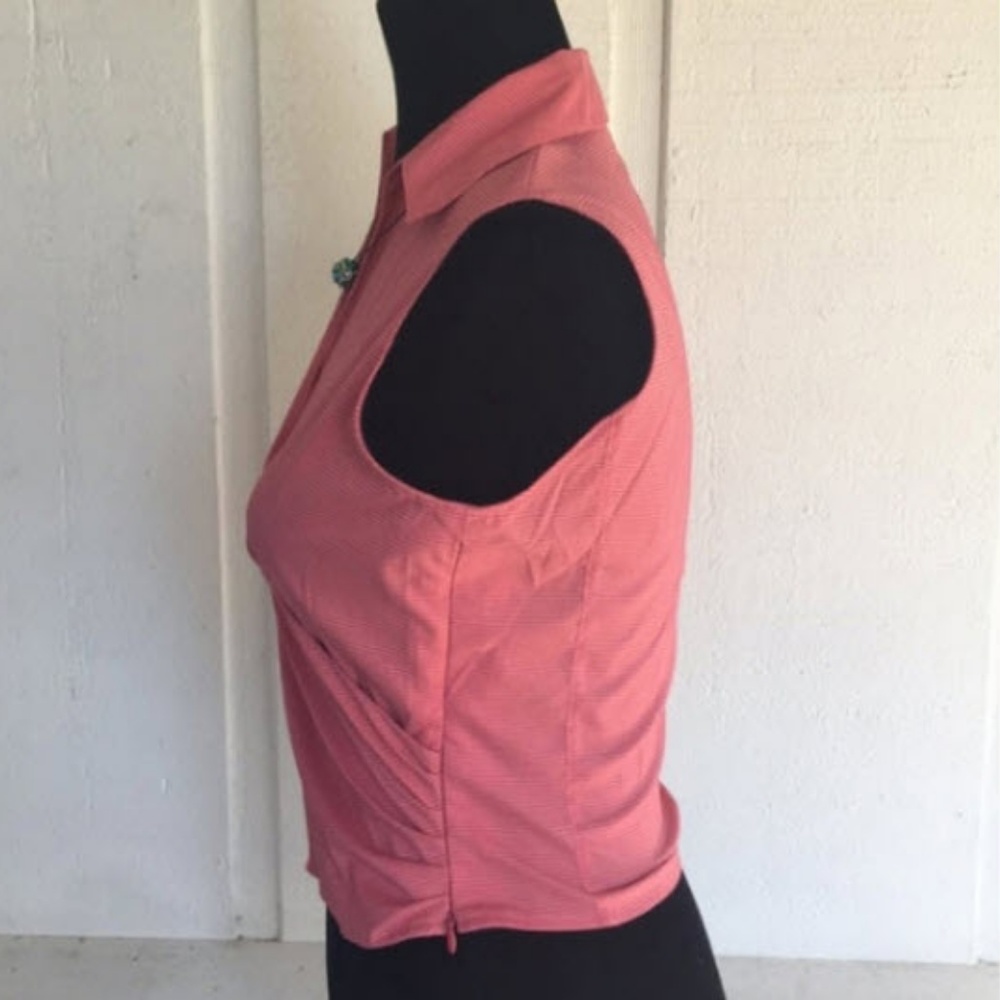 DONATED Anne Klein red stretch side zip crop top - Picture 3 of 7